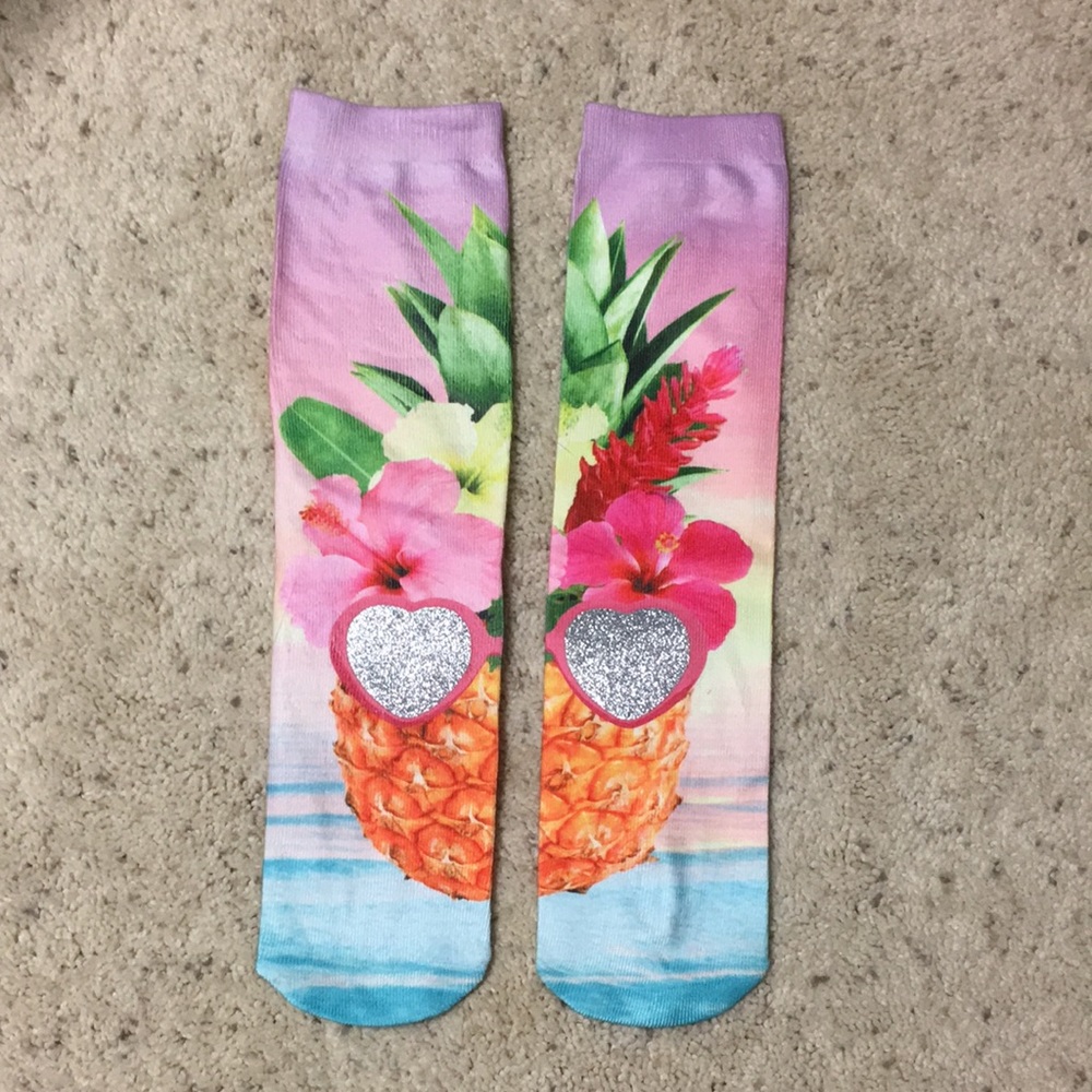 NWOT Pineapple Glitter Socks - One Size Fits Most - Picture 2 of 2